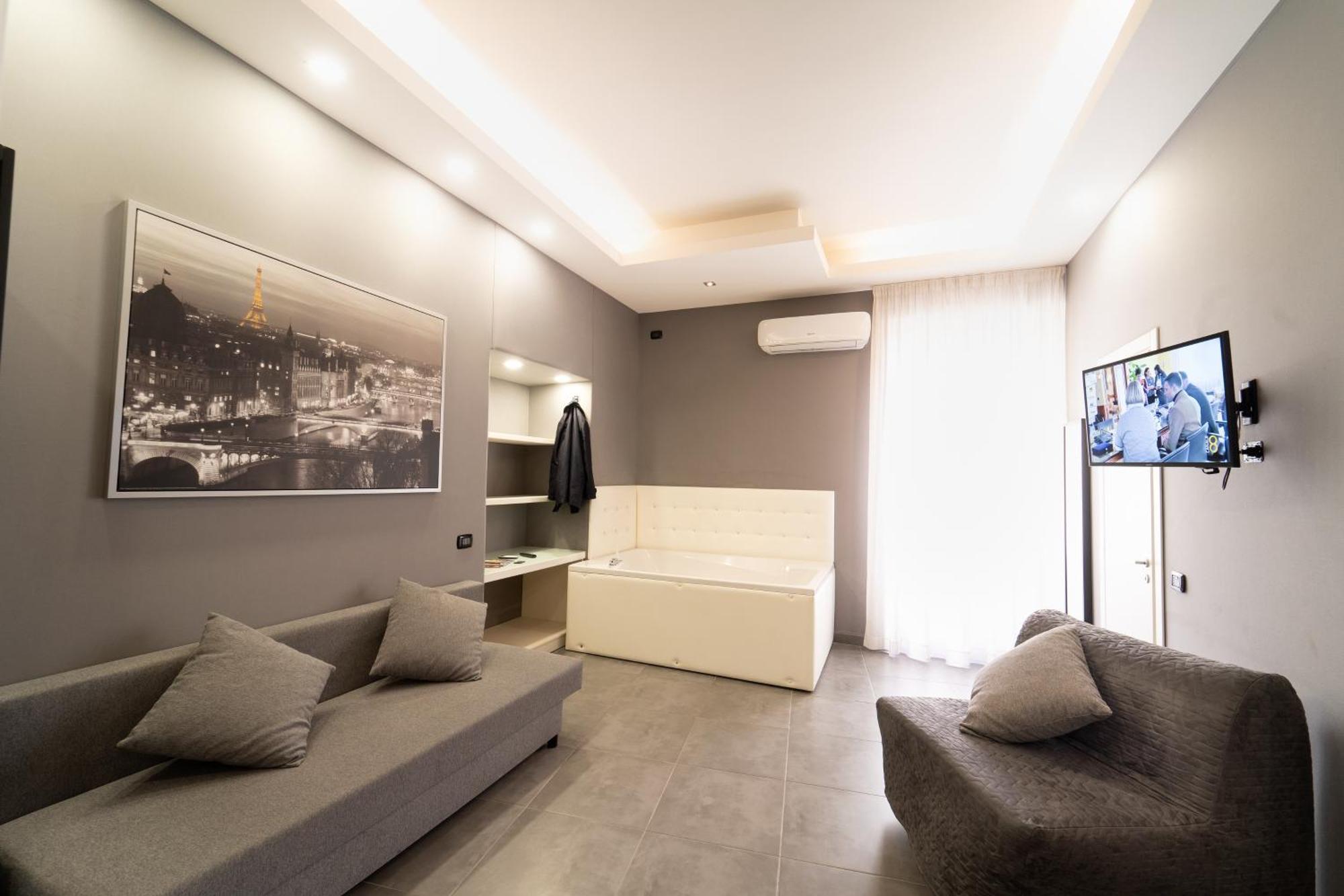 Отель Al Campanile H Napoli Centro, By Clapa Group Номер фото